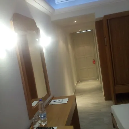 Anita Hotel- Adults Only 3* Rétino