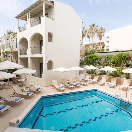 ホテル Anita Hotel- Adults Only 3*