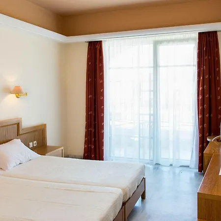 ホテル Anita Hotel- Adults Only 3*